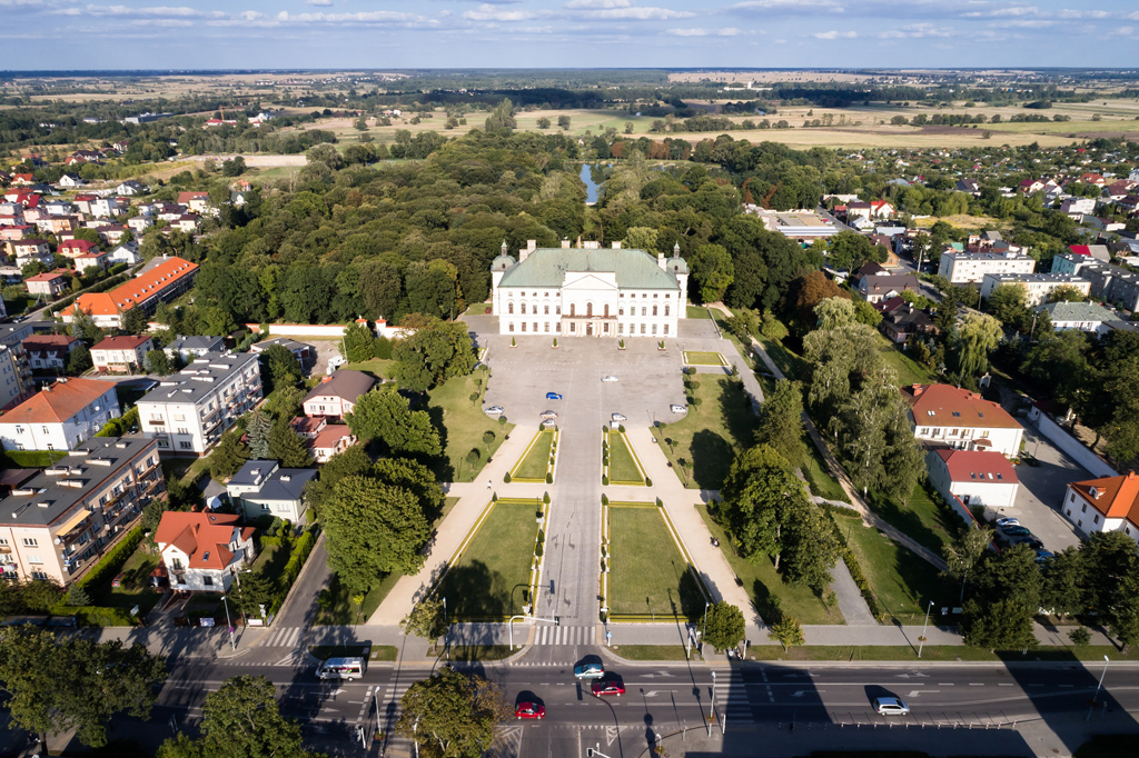 palac sanguszkow lubartow1